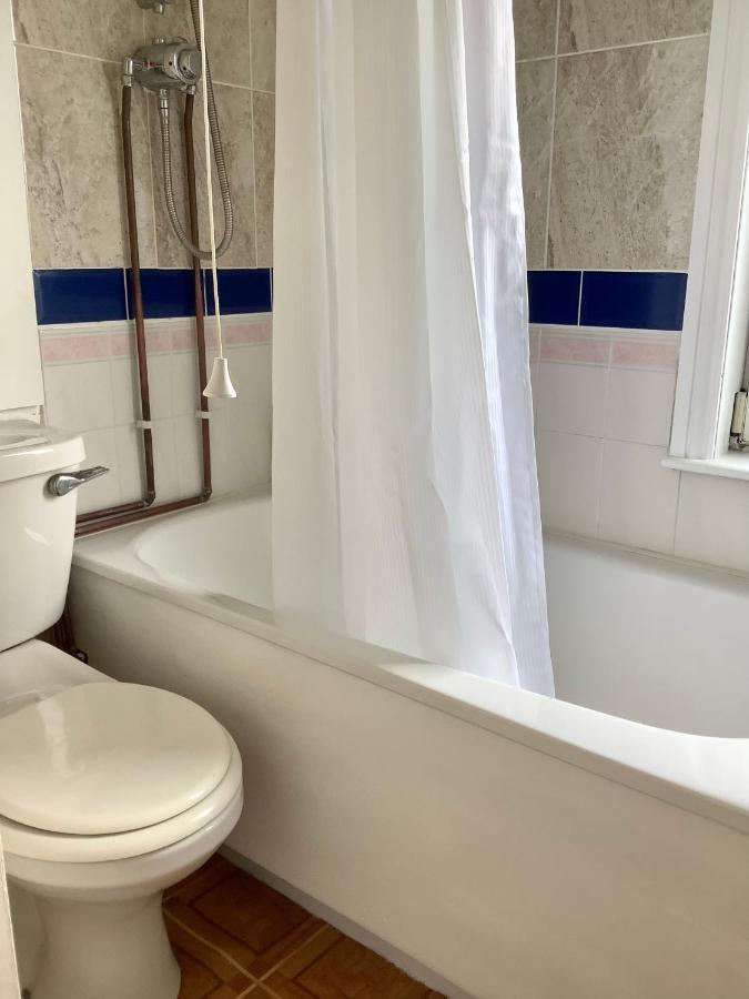 Second Floor Apartment Tenby Town Centre Exterior foto